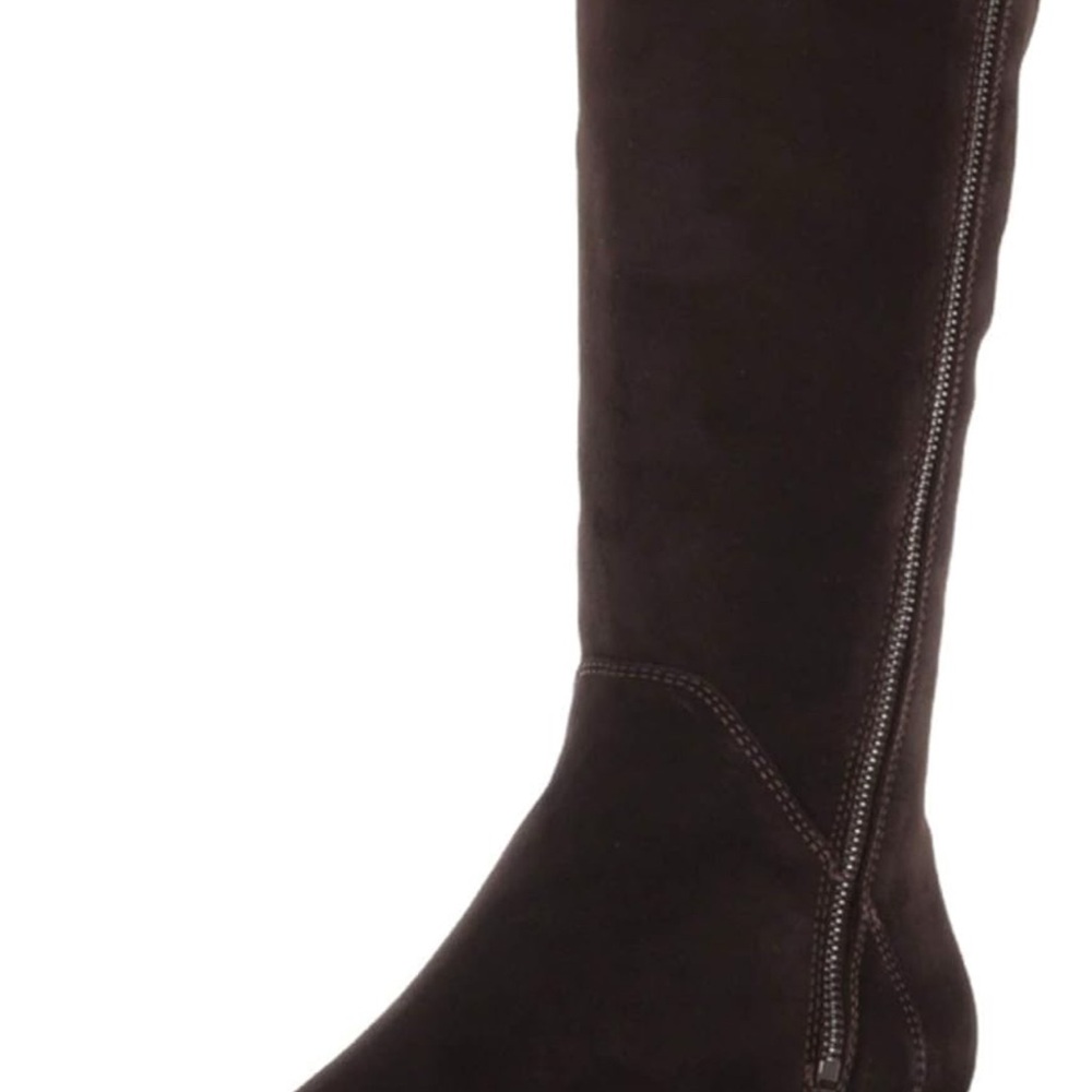 La Canadienne Cecile size 6
